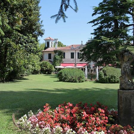 Hotel Villa Luppis Pasiano Di Pordenone المظهر الخارجي الصورة